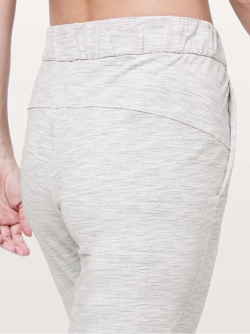 Lululemon On The Fly Crop 23
